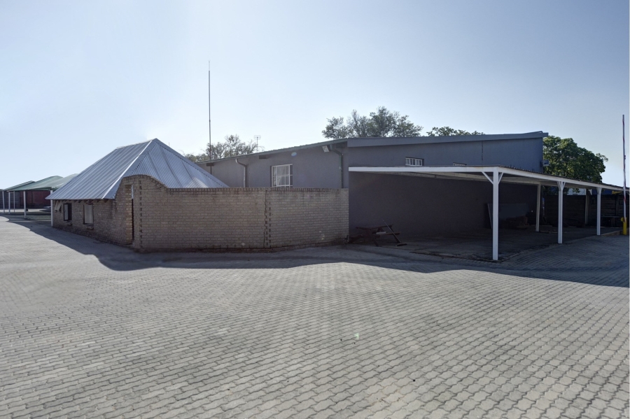 Commercial Property for Sale in Uitvlught Free State